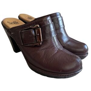 Sofft Women's Aviano Clogs, Mahogany, Size 8. Approx 3.5” Heel.